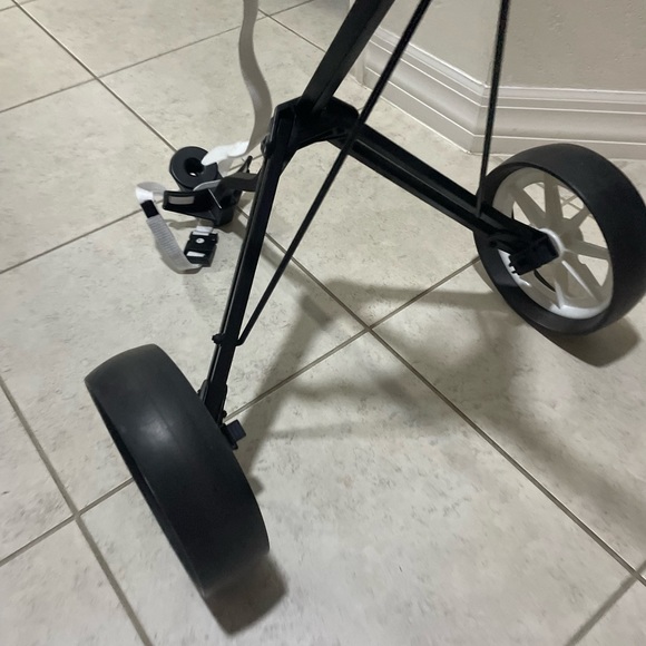 Golf Push And Pull Cat Dunlop with 2 wheels - Picture 5 of 14